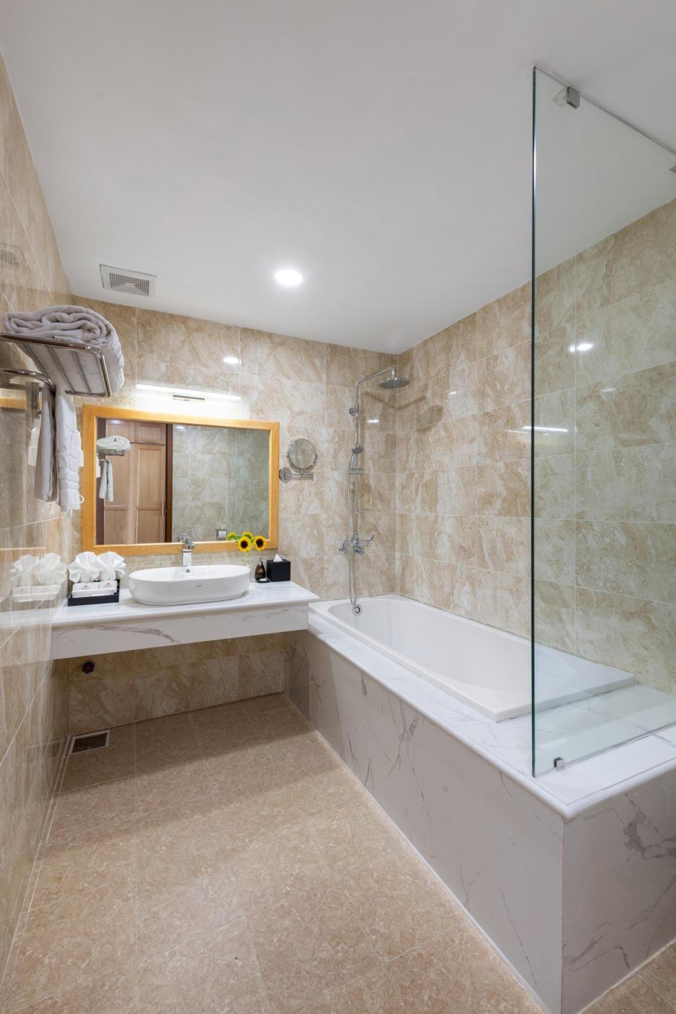 Sunflower International Village Hai Phong Exterior foto